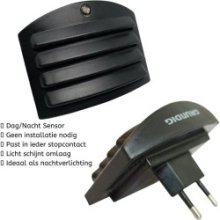 Veilleuse LED Grundig avec capteur jour/nuit noir