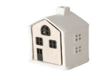 Boltze Home Huisje LED Homewood porselein met hout  L6cm x B5cm x H10cm ( inclusief LR44 batterij )