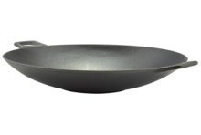 Wok gietijzer 31x8,5cm
-Geschikt voor alle warmtebronnen inclusief inductie en oven.
-NIET vaatwasmachinebestendig