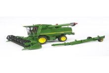 Bruder John Deere T670i Maaidorsmachine