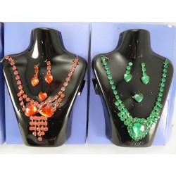 juwelenset, halsketting en oorbellen 6 verschillnde kleuren